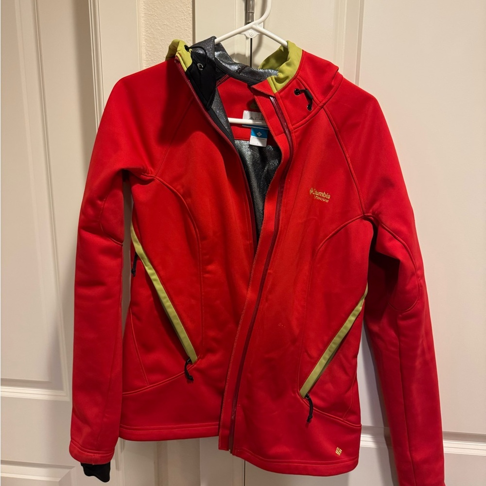 Columbia Red Omni-Heat Jacket Size L